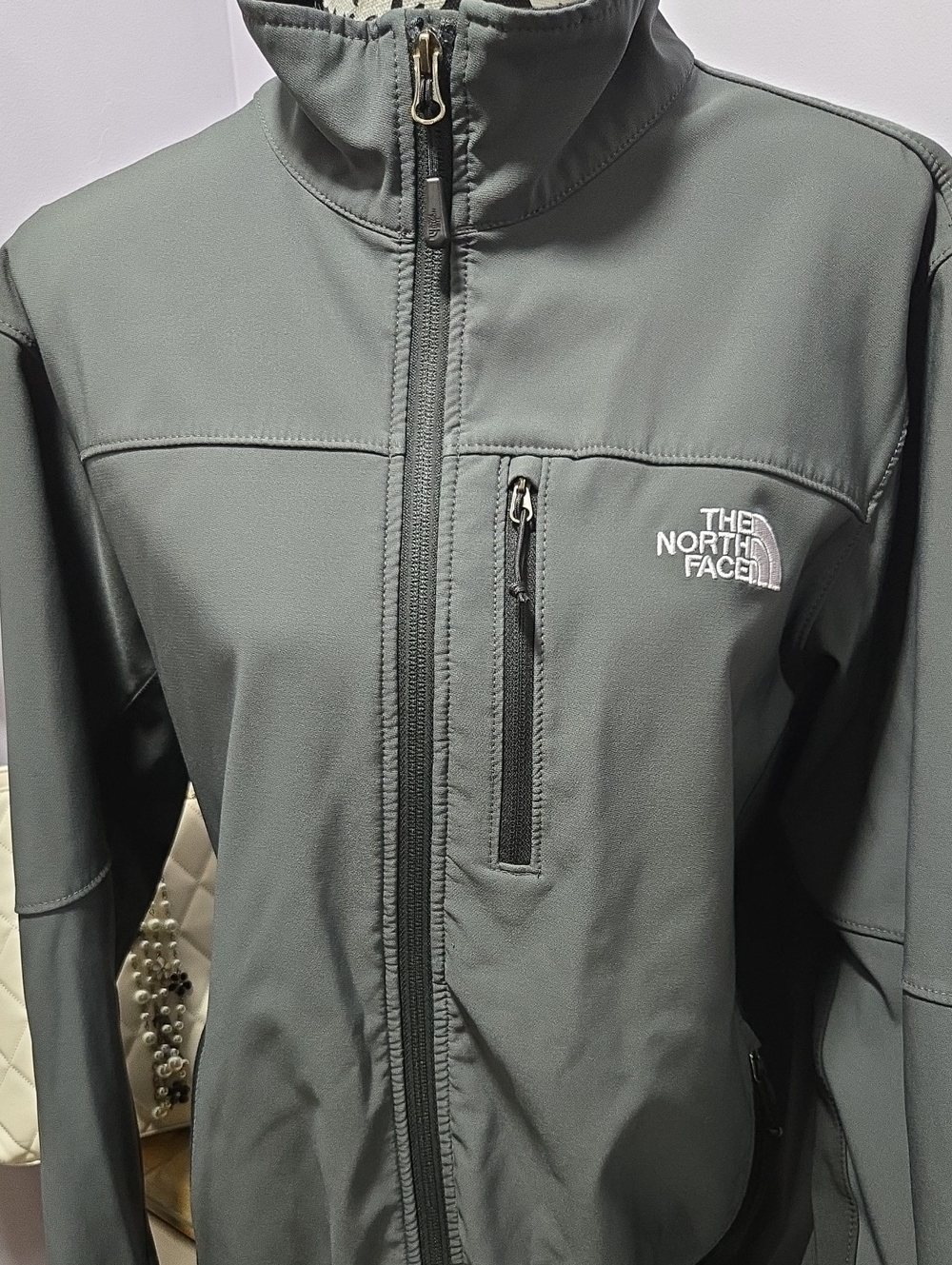 The North Face Men's Dark Gray Lightweight Softshell Jacket